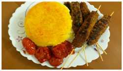 طرز تهيه برنج زعفراني قالبي با روشي ساده طرز تهيه برنج زعفراني قالبي با روشي ساده