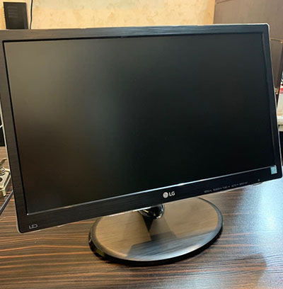 مانيتور الجي LED 19m38