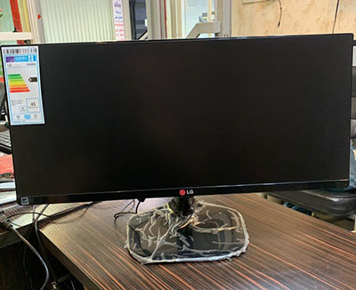 مانيتور الجي اولترا وايد 25um65