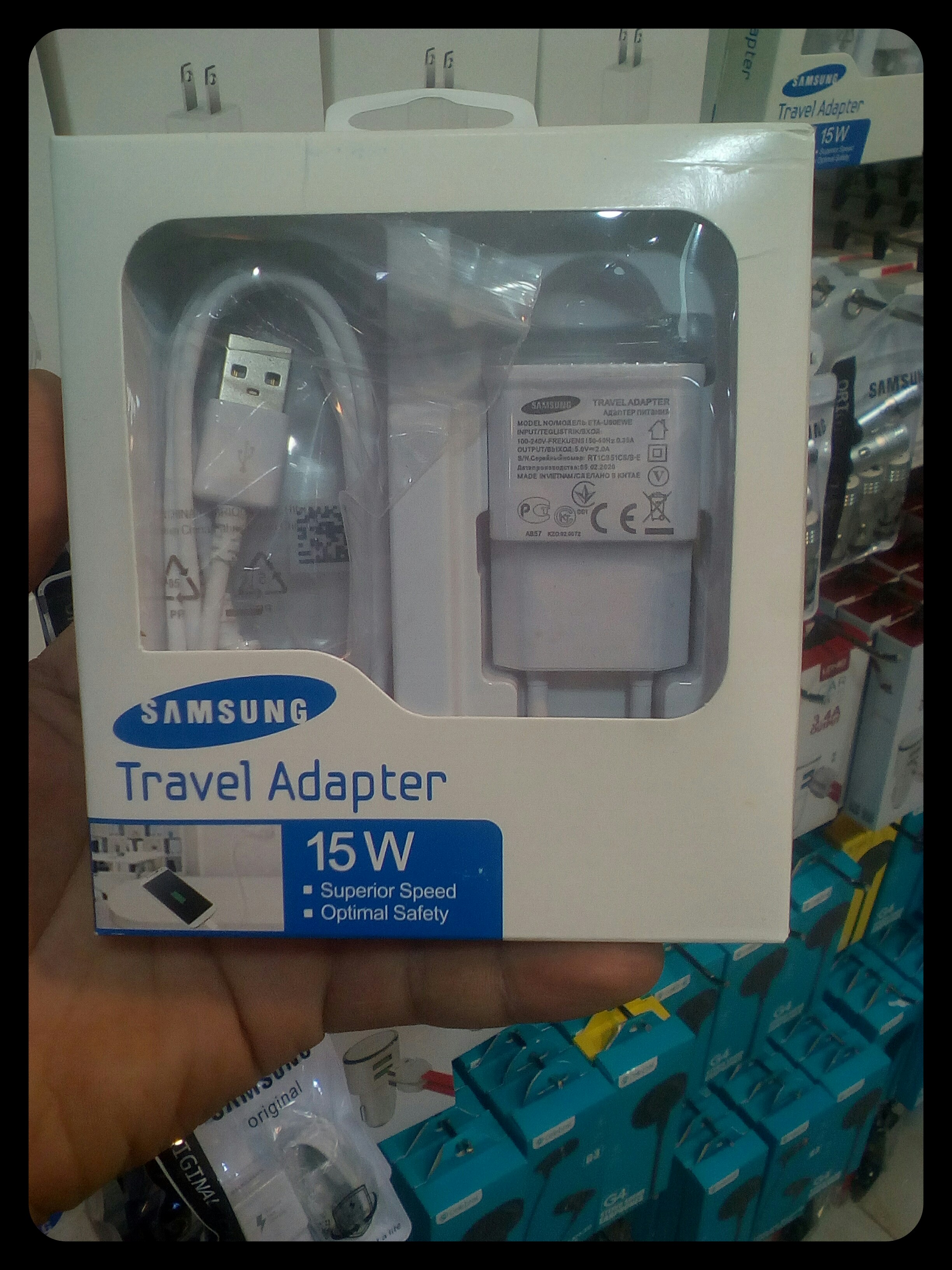 فروش انواع شارژر موبایل در تبریز