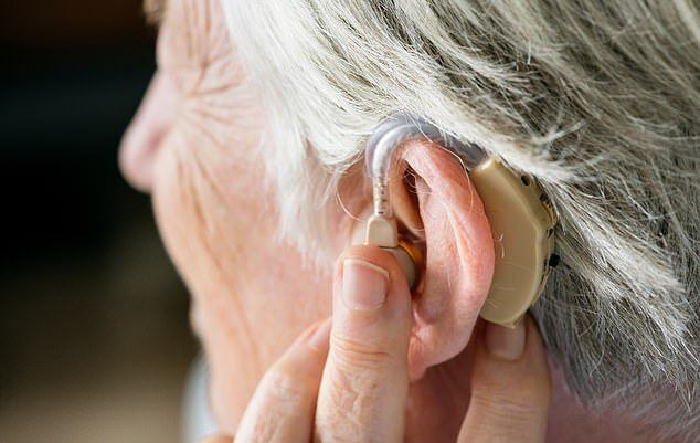 سمعک زوال عقل را تا ۵ سال به تاخیر میاندازد
